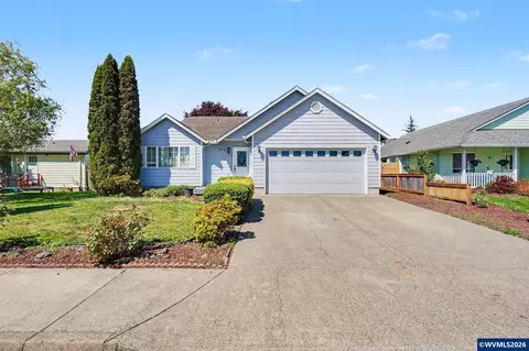 740 SE Lacey St, Sheridan, OR 97378