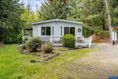 28011 Pine View Rd, Brownsville, OR 97327