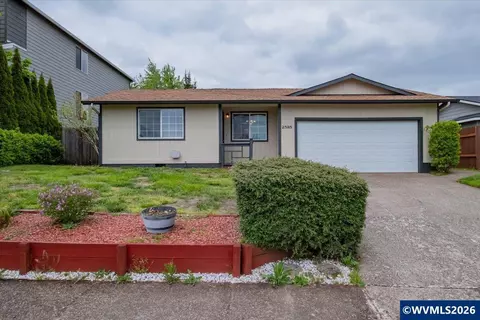 2585 Nautilus Ave NW, Salem, OR 97304