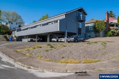 2005 Summer St SE, Salem, OR 97302