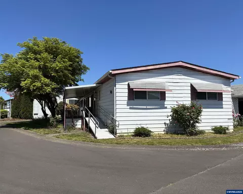 5422 Portland Rd NE #128, Salem, OR 97305