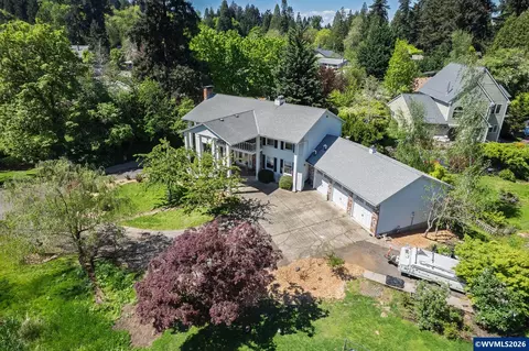 6031 SE Aldercrest Rd, Milwaukie, OR 97267
