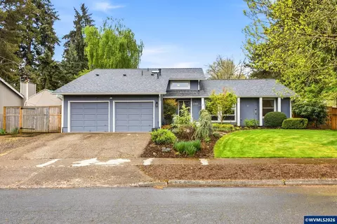 1368 Meriweather St SE, Salem, OR 97306