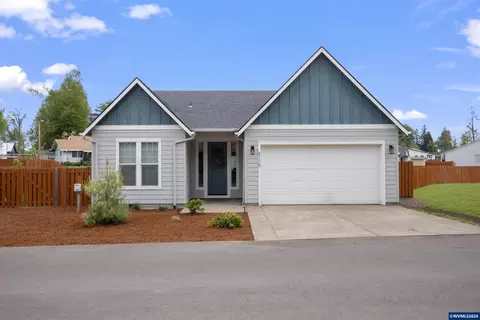 5175 Parkway Dr NE, Salem, OR 97305