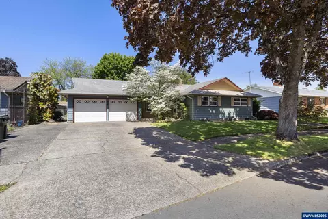 427 Wilshire Dr N, Keizer, OR 97303