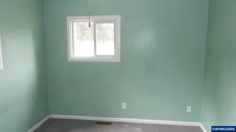 944 5th St, Lyons, OR 97358 photo 6