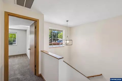 Entry Way - 4286-4288 Northside Dr NE, Keizer, OR 97303 photo 1 of 1