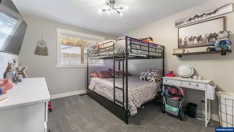 Bedroom - 520 Fir St, Lyons, OR 97358 photo 4 of 5