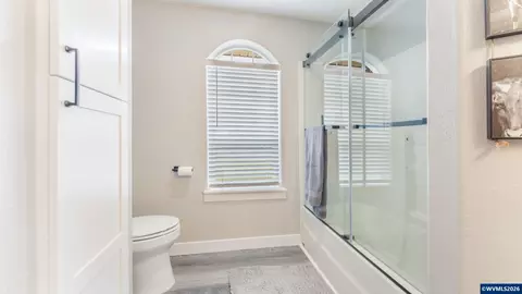 Bath - 520 Fir St, Lyons, OR 97358 photo 4 of 4