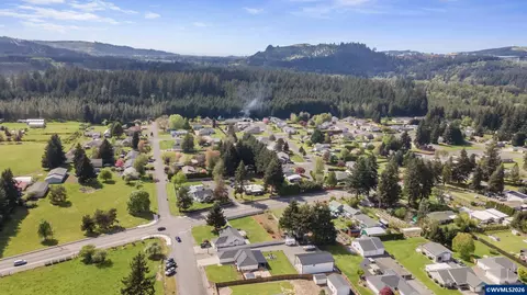 View/Area - 520 Fir St, Lyons, OR 97358 photo 4 of 6