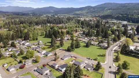 View/Area - 520 Fir St, Lyons, OR 97358 photo 5 of 6