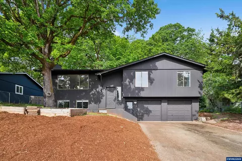 3435 6th Ave S, Salem, OR 97302