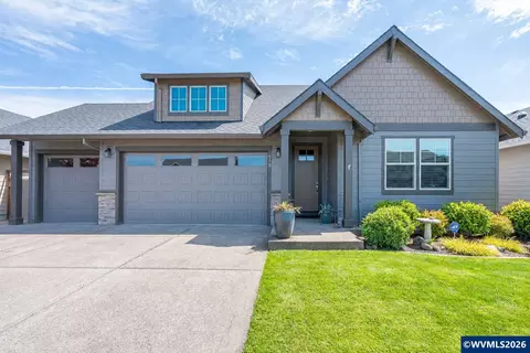 570 SE Cooper St, Dallas, OR 97338