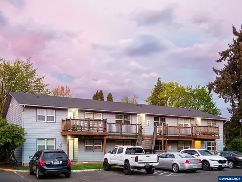 302 S Monmouth Ave, Monmouth, OR 97361