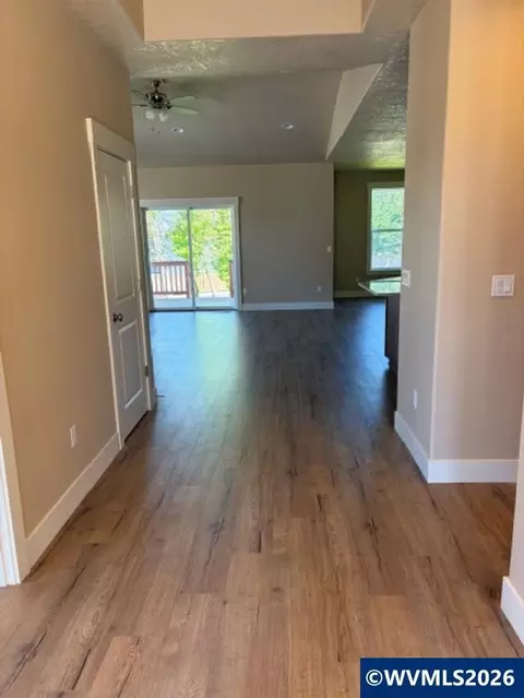 Entry Way - 708 NW George Ct, Sublimity, OR 97385 photo 1 of 1