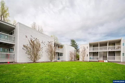 160 N Whitman St, Monmouth, OR 97361
