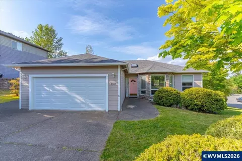 2105 Deerwind Ave NW, Salem, OR 97304