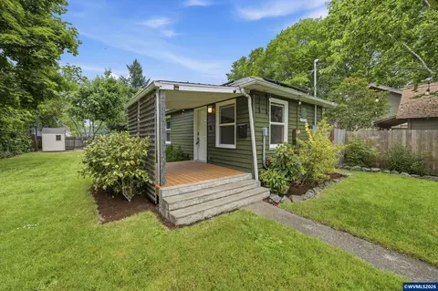2025 Trade St SE, Salem, OR 97301