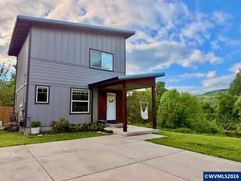 317 SE Sheridan Rd, Sheridan, OR 97378