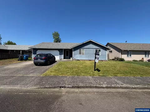 865 N 10th Pl, Aumsville, OR 97325