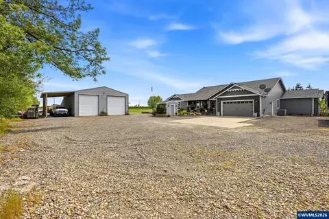 9503 W Stayton Rd SE, Aumsville, OR 97325