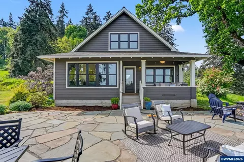 17135 Herigstad Rd NE, Silverton, OR 97381