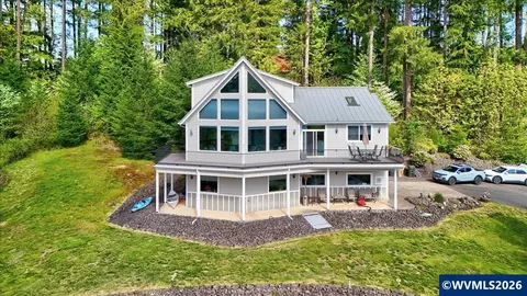 44202 Santiam Hwy, Foster, OR 97345