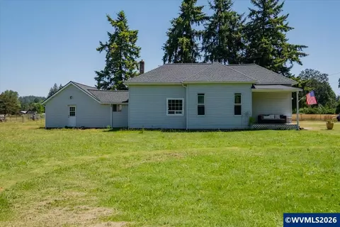 30832 Waterloo Rd, Lebanon, OR 97355