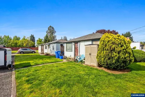 224-226 Stark St N, Keizer, OR 97303
