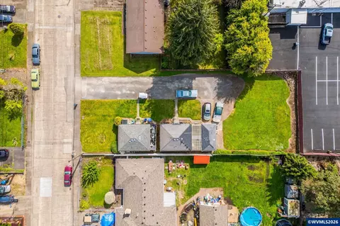 View/Area - 224-226 Stark St N, Salem, OR 97303 photo 1 of 5