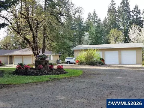 7030 SW Deerhaven Dr, Corvallis, OR 97333