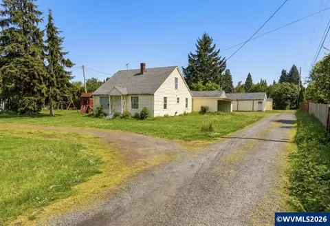 33719 Santiam Hwy, Lebanon, OR 97355