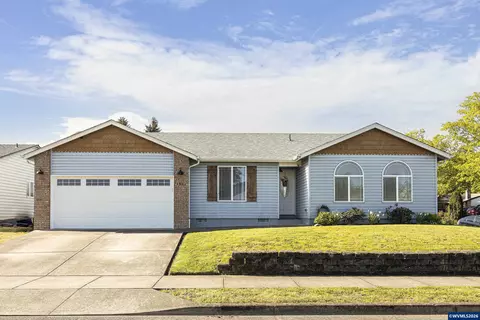 4602 Settlers Dr NE, Salem, OR 97305