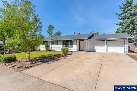 4335 Lone Oak Rd SE, Salem, OR 97302