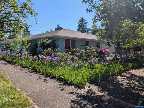 714 SW Ferry St, Albany, OR 97321
