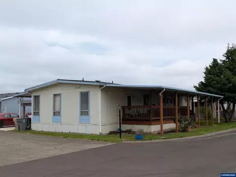204 Cascade Dr #66, Lebanon, OR 97355