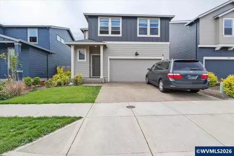 463 Lost Lake St NE, Salem, OR 97301