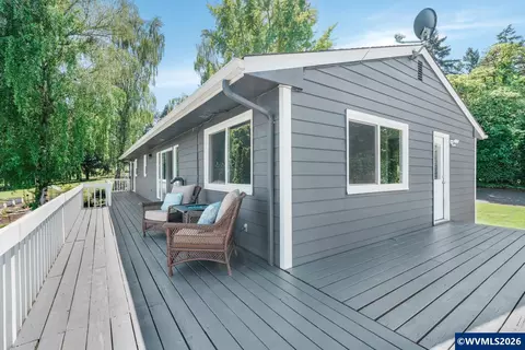 Exterior - 4575 Eagle Crest Rd NW, Salem, OR 97304 photo 5 of 9