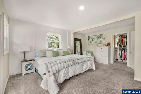 Bedroom - 4575 Eagle Crest Rd NW, Salem, OR 97304 photo 1 of 4