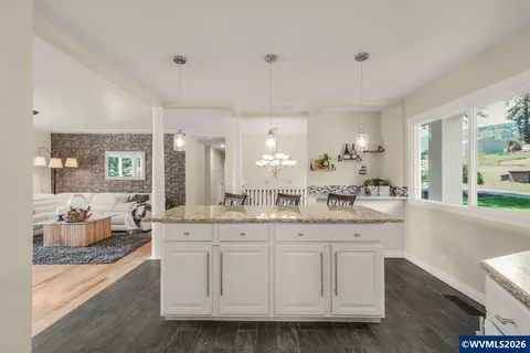 Kitchen - 4575 Eagle Crest Rd NW, Salem, OR 97304 photo 4 of 4