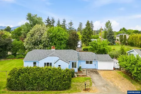 5215 SW Blueberry Dr, Corvallis, OR 97330
