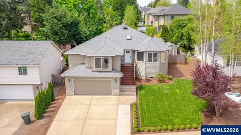 767 Mule Deer St NW, Salem, OR 97304