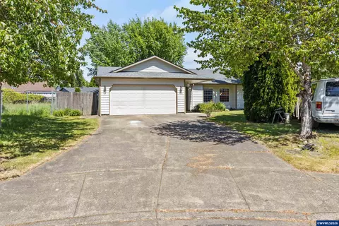 920 SW Myrtle Ct, Mcminnville, OR 97128