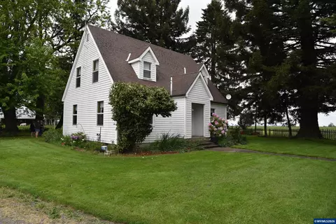 25258 Rowland Rd, Harrisburg, OR 97446