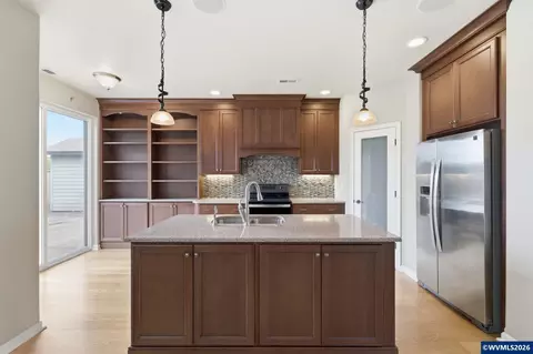 Kitchen - 5475 Charles Way, Eugene, OR 97402 photo 1 of 6