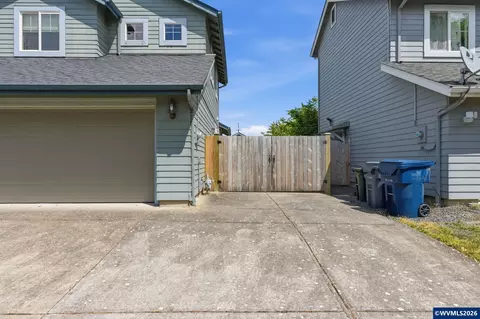 Exterior - 5475 Charles Way, Eugene, OR 97402 photo 2 of 9