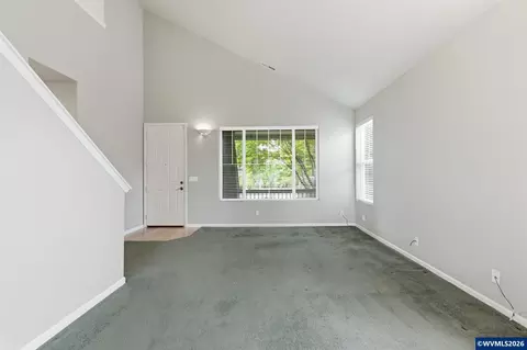 Living - 5475 Charles Way, Eugene, OR 97402 photo 4 of 8
