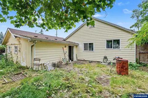 Exterior - 127 13th St, Lyons, OR 97358 photo 4 of 4