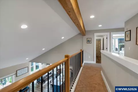 Entry Way - 431 Grant St, Silverton, OR 97381 photo 5 of 5