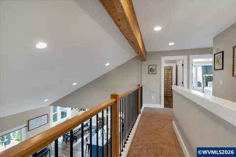 Entry Way - 431 Grant St, Silverton, OR 97381 photo 4 of 4